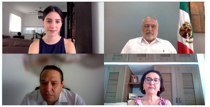 Imparten  en UADY conferencia sobre transporte urbano inteligente